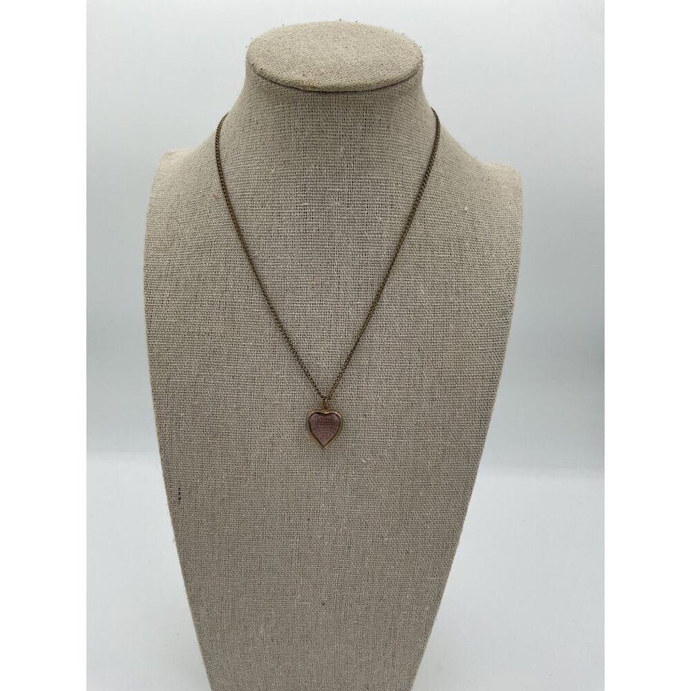 Vintage Gold Tone Purple Heart Pendant Necklace